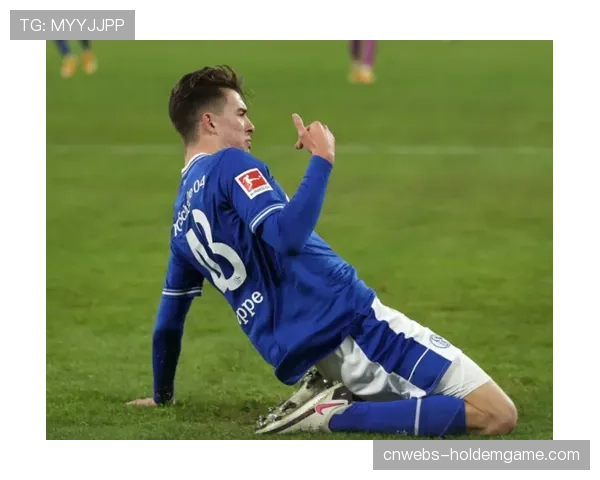 特写：从重伤中归来，时隔358天，南特后卫卡斯特列托再次为球队登场