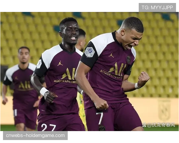 《法国足球》推出特刊，探讨法甲如何塑造全球时尚与足球的跨界风潮